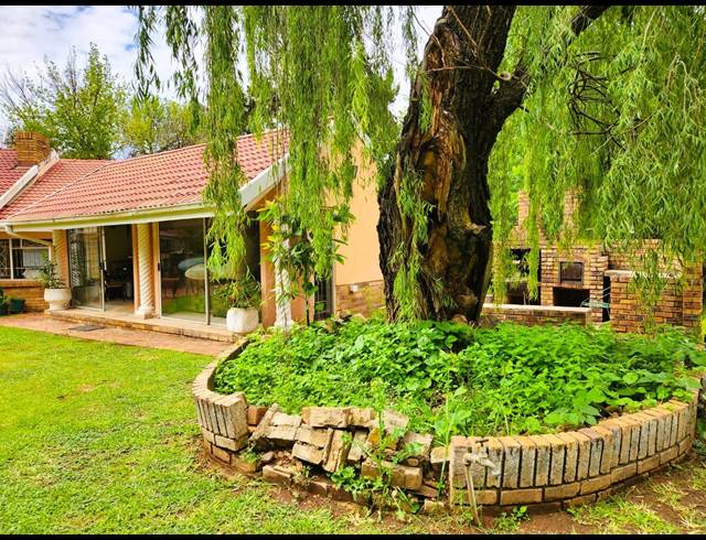 3 BEDROOM HOUSE FOR SALE IN PEACEHAVEN